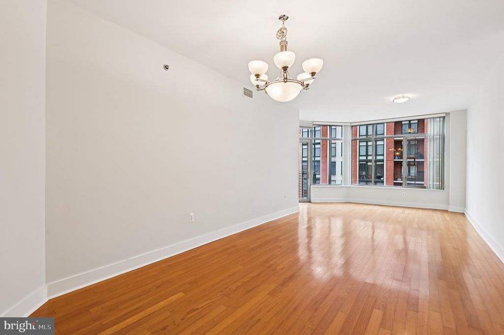 1400 LANCASTER ST #902, Baltimore, MD 21231