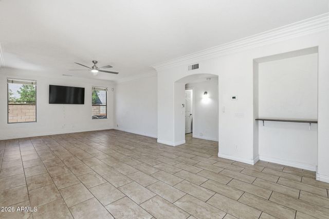 5273 W ANGELA Drive, Glendale, AZ 85308