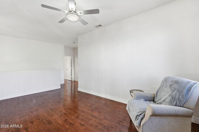 5273 W ANGELA Drive, Glendale, AZ 85308