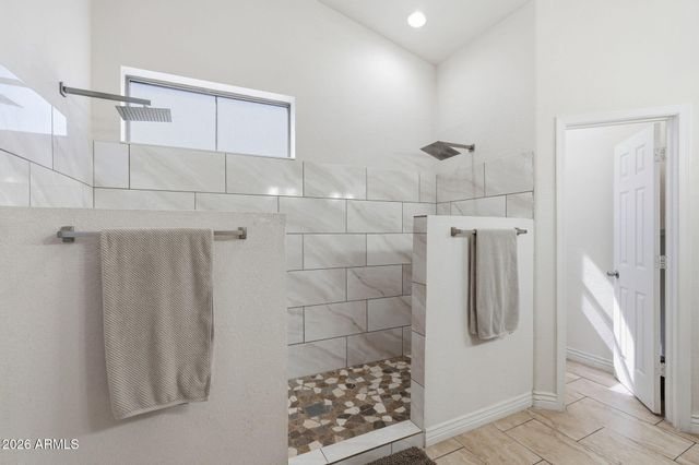 5273 W ANGELA Drive, Glendale, AZ 85308