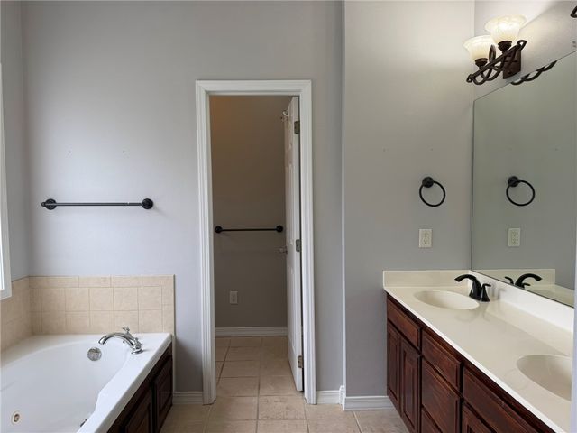 1 Elder Lane, Bella Vista, AR 72714