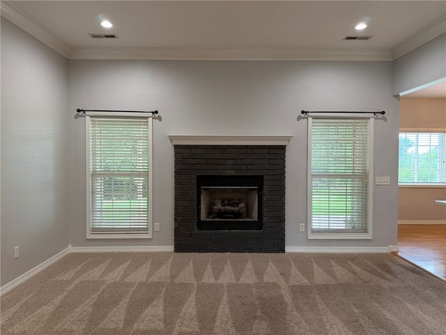 1 Elder Lane, Bella Vista, AR 72714