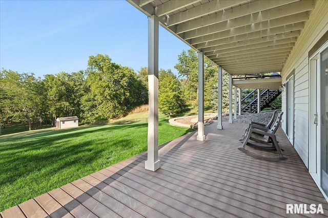 3930 BRANDY Lane, Clinton, IA 52732