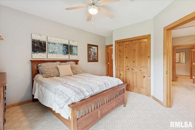 3930 BRANDY Lane, Clinton, IA 52732