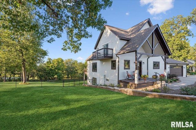 3930 BRANDY Lane, Clinton, IA 52732