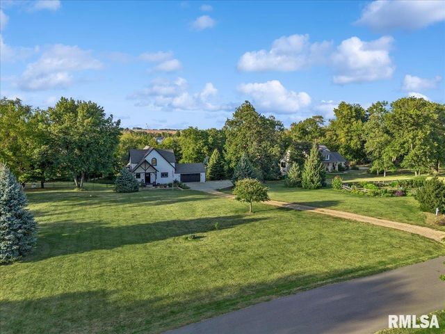 3930 BRANDY Lane, Clinton, IA 52732
