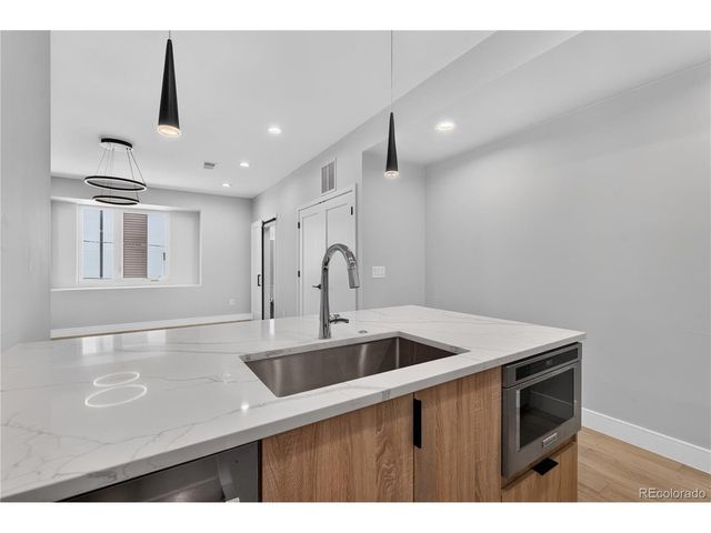2330 N Eliot St 6, Denver, CO 80211