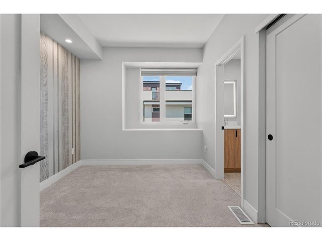 2330 N Eliot St 6, Denver, CO 80211