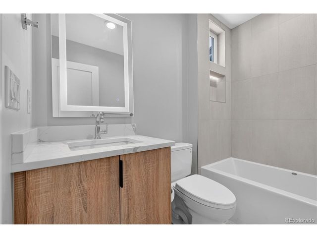 2330 N Eliot St 6, Denver, CO 80211