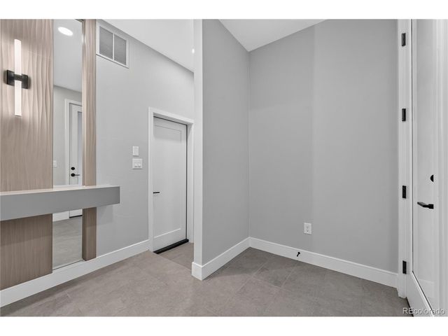 2330 N Eliot St 6, Denver, CO 80211