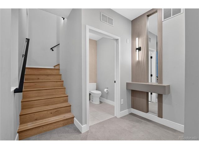 2330 N Eliot St 6, Denver, CO 80211