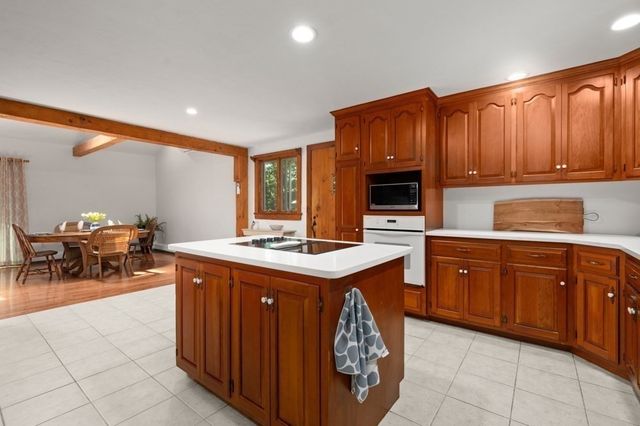 11 Elginwood Rd., Peabody, MA 01960