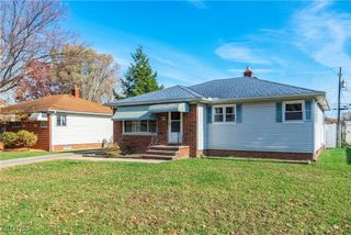 7209 Maplewood Road, Parma, OH 44130