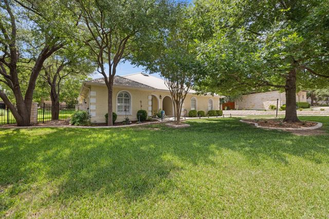 606 Explorer, Lakeway, TX 78734