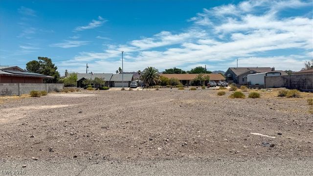 835 Park Lane, Henderson, NV 89015