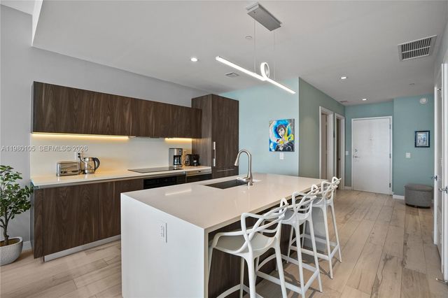 480 NE 31st St 3906, Miami, FL 33137