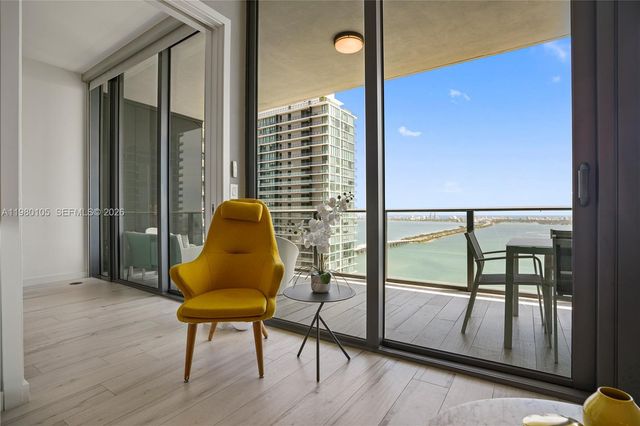 480 NE 31st St 3906, Miami, FL 33137