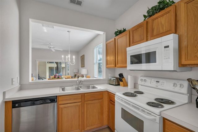 743 CALABRIA AVENUE, Davenport, FL 33897