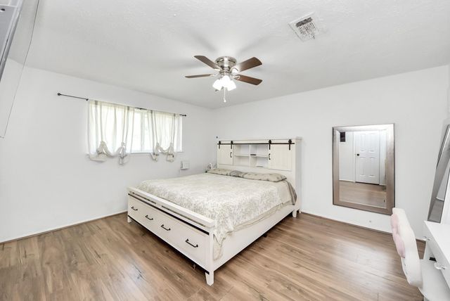 11019 Sageberry Drive, Houston, TX 77089