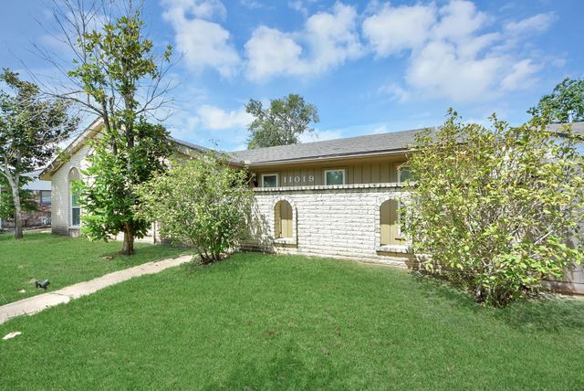11019 Sageberry Drive, Houston, TX 77089