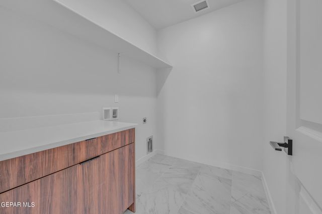 12112 Nesreen Drive, El Paso, TX 79934