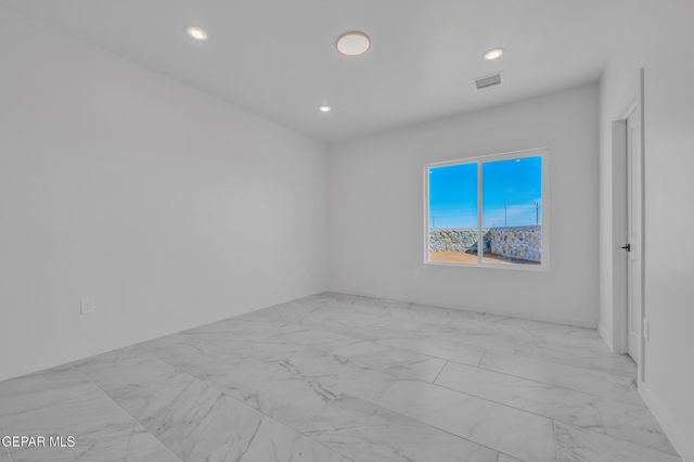 12112 Nesreen Drive, El Paso, TX 79934