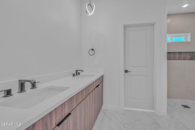 12112 Nesreen Drive, El Paso, TX 79934