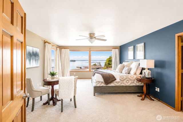 41 Leschi Drive, Steilacoom, WA 98388