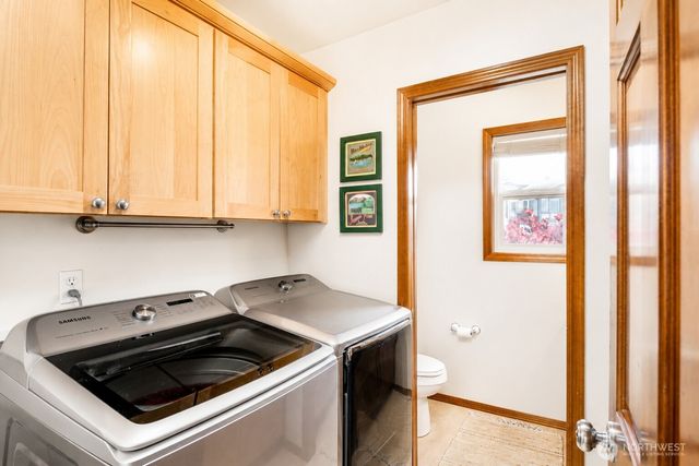 41 Leschi Drive, Steilacoom, WA 98388