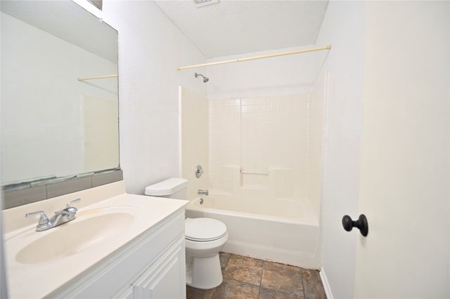 1631 Mt Zion Drive, Arlington, TX 76018