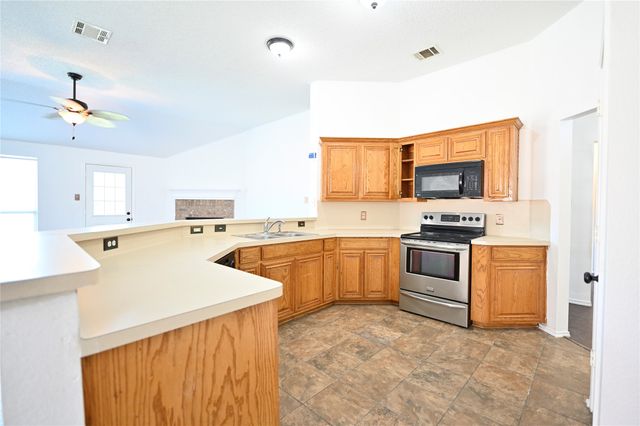 1631 Mt Zion Drive, Arlington, TX 76018
