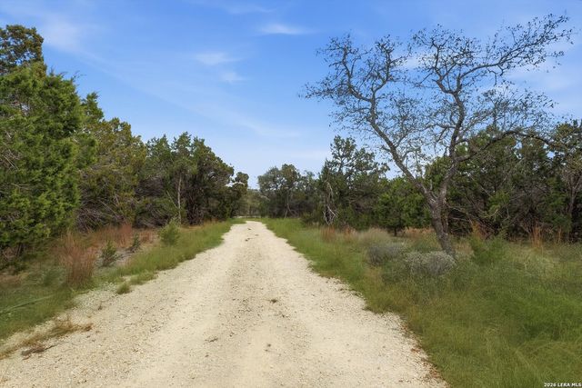 1000 Earle Oak, Bulverde, TX 78163