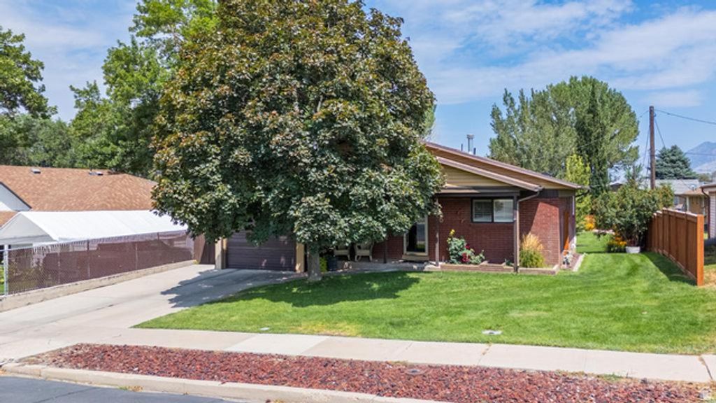 975 E 300 N, Spanish Fork, UT 84660