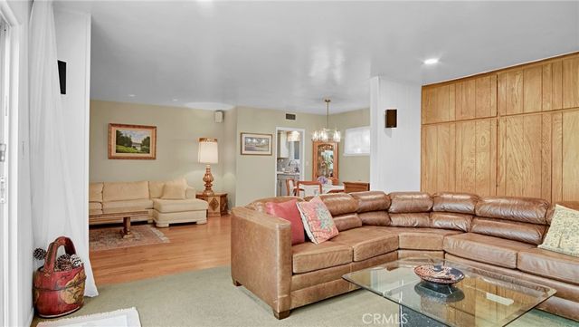 6919 Bianca, Van Nuys, CA 91406
