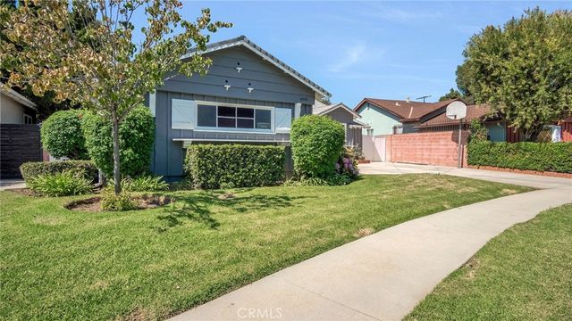 6919 Bianca, Van Nuys, CA 91406