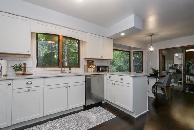 5253 W Woodland DRIVE, Brown Deer, WI 53223