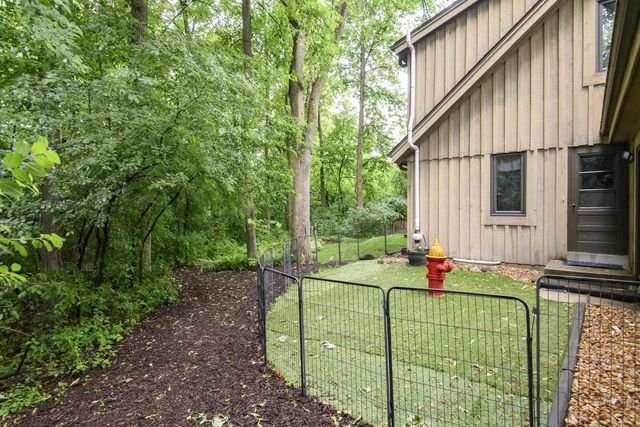 5253 W Woodland DRIVE, Brown Deer, WI 53223