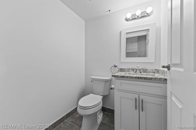 21800 Morley Avenue 206, Dearborn, MI 48124