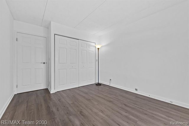 21800 Morley Avenue 206, Dearborn, MI 48124