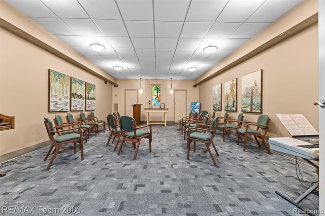 21800 Morley Avenue 206, Dearborn, MI 48124