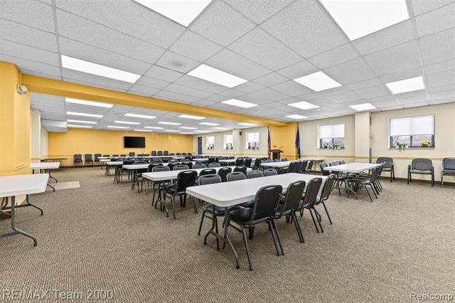 21800 Morley Avenue 206, Dearborn, MI 48124