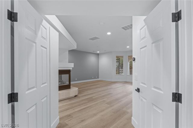 4065 Abernethy Forest Place, Las Vegas, NV 89141