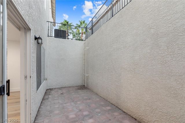 4065 Abernethy Forest Place, Las Vegas, NV 89141