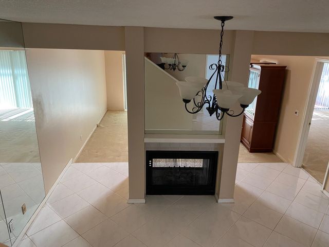 22 Balfour Road W, Palm Beach Gardens, FL 33418