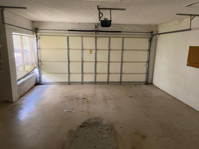 22 Balfour Road W, Palm Beach Gardens, FL 33418