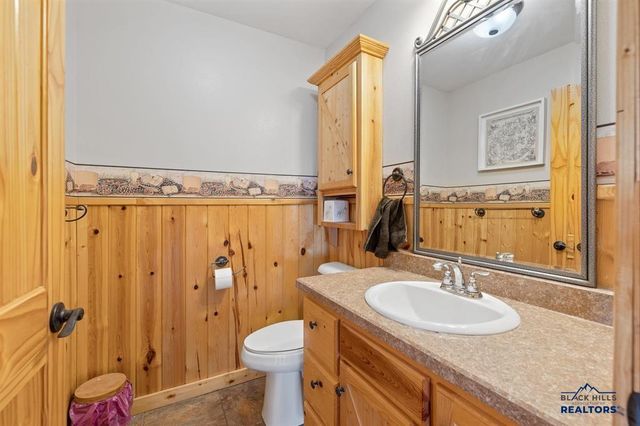 11431 WRANGLER RD, Custer, SD 57730