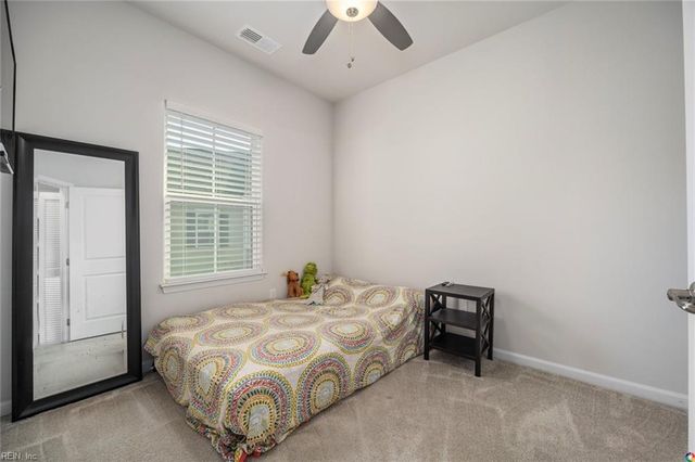 512 Clara LN, Virginia Beach, VA 23451