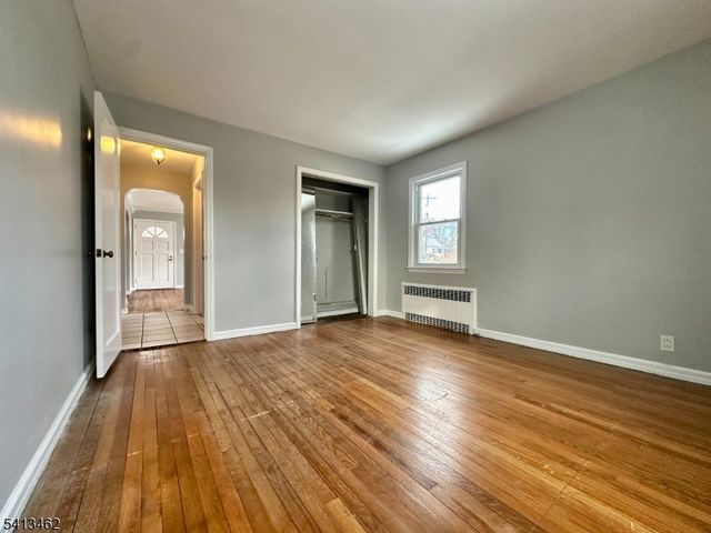 230 Macdonald Dr, Wayne Twp., NJ 07470