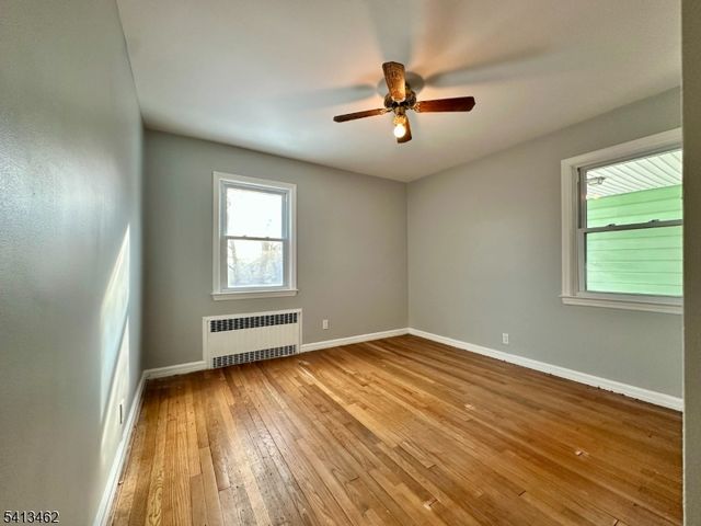 230 Macdonald Dr, Wayne Twp., NJ 07470