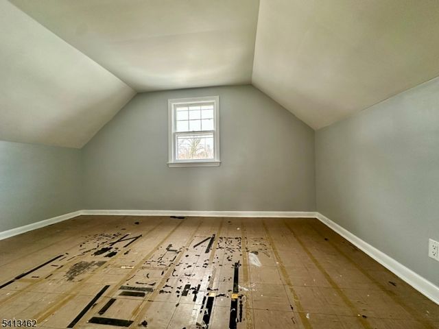 230 Macdonald Dr, Wayne Twp., NJ 07470